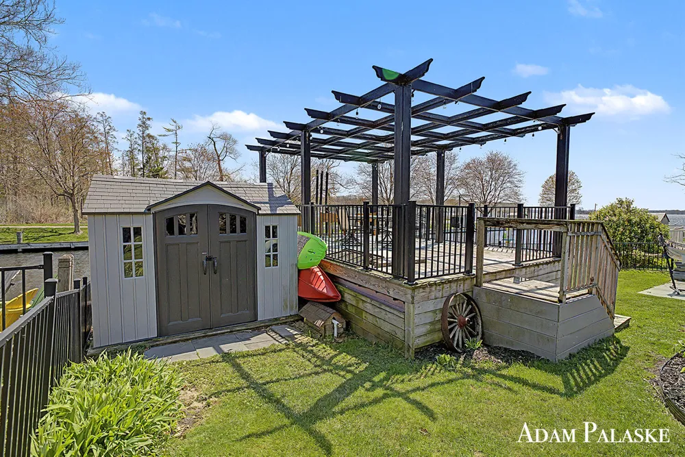 1775 Edwin Drive Wayland, MI 49348
