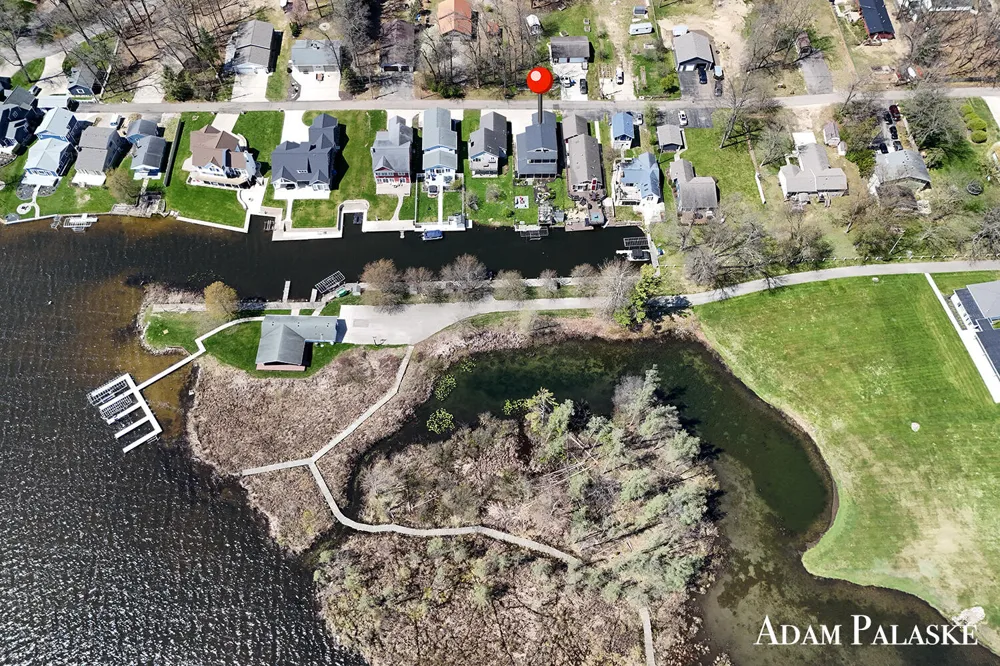 1775 Edwin Drive Wayland, MI 49348
