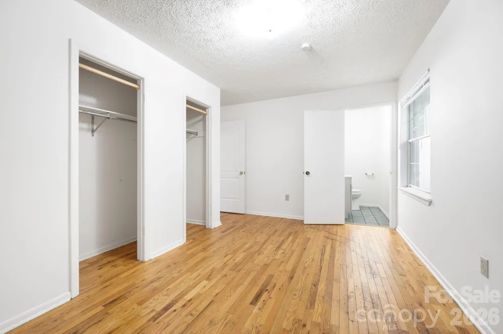 400 Hiawassee Avenue Black Mountain, NC 28711