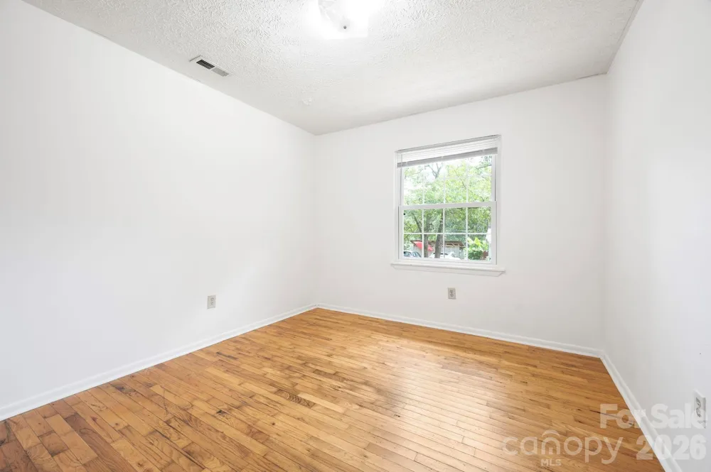 400 Hiawassee Avenue Black Mountain, NC 28711