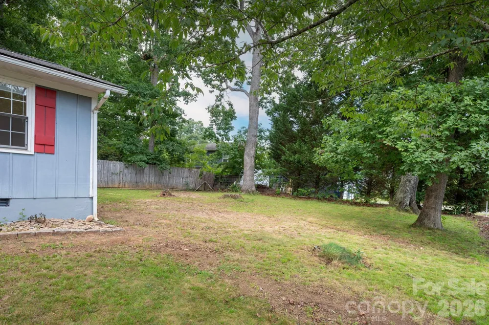 400 Hiawassee Avenue Black Mountain, NC 28711