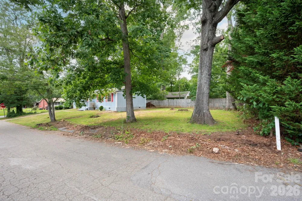 400 Hiawassee Avenue Black Mountain, NC 28711