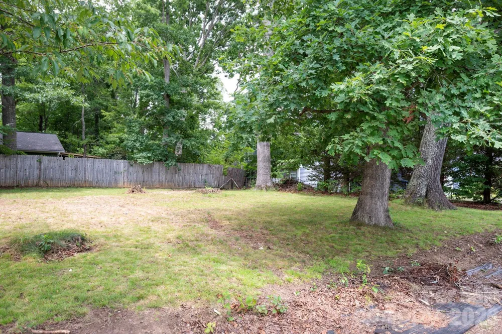 400 Hiawassee Avenue Black Mountain, NC 28711