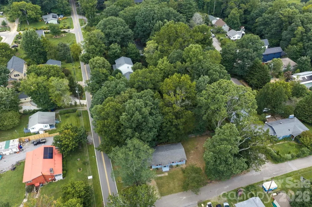 400 Hiawassee Avenue Black Mountain, NC 28711