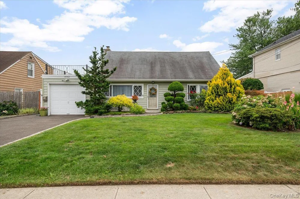 1042 Jefferson Street Baldwin, NY 11510