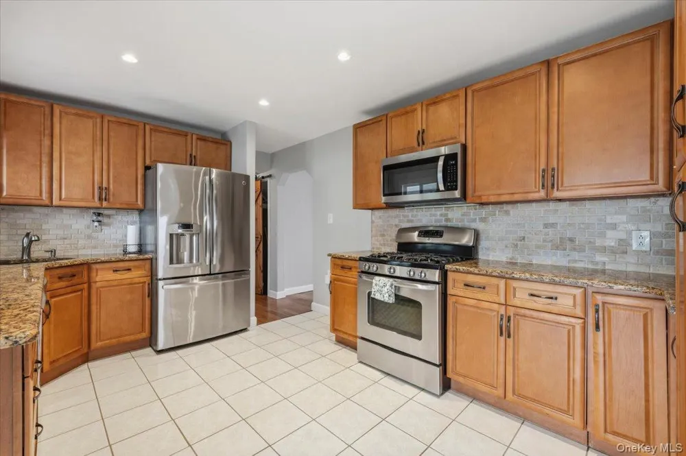 1042 Jefferson Street Baldwin, NY 11510