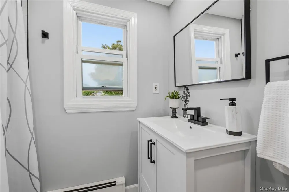 1042 Jefferson Street Baldwin, NY 11510