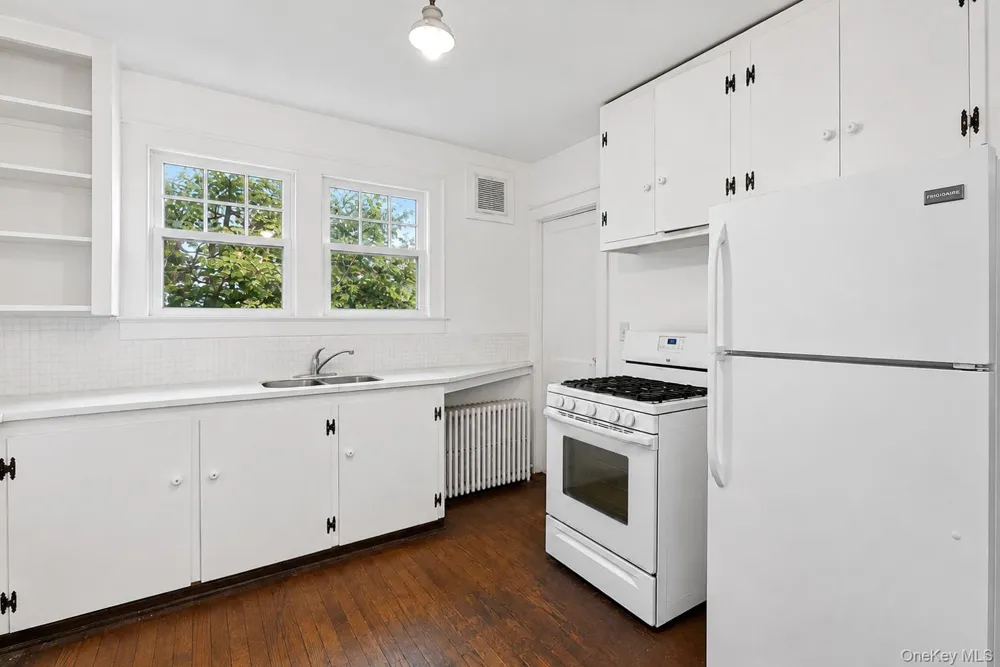 1101 Flanders Road Flanders, NY 11901