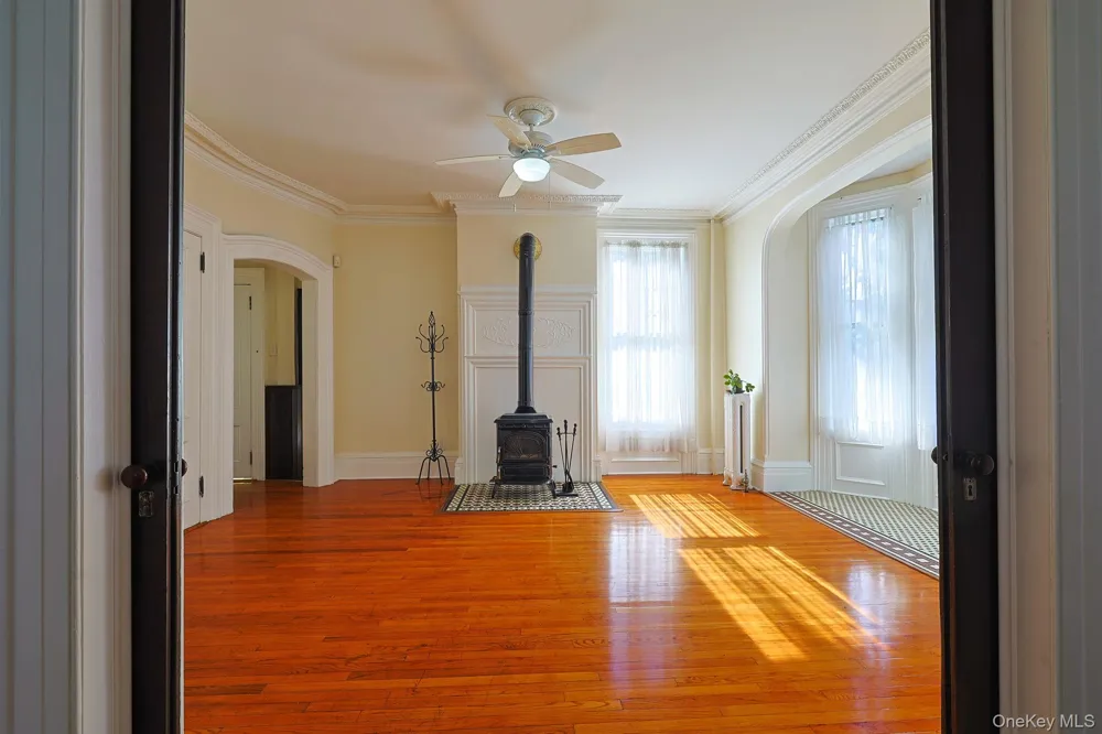 129 Academy Street Poughkeepsie, NY 12601