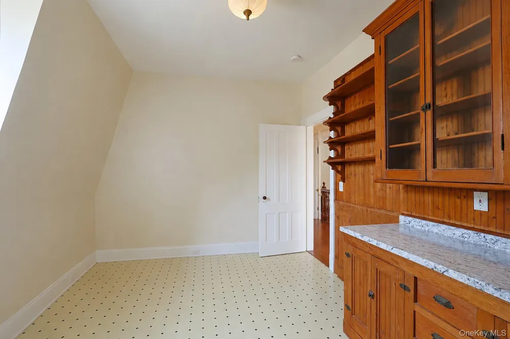 129 Academy Street Poughkeepsie, NY 12601