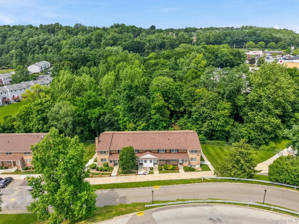 1840 Crompond Road #6C3 Peekskill, NY 10566