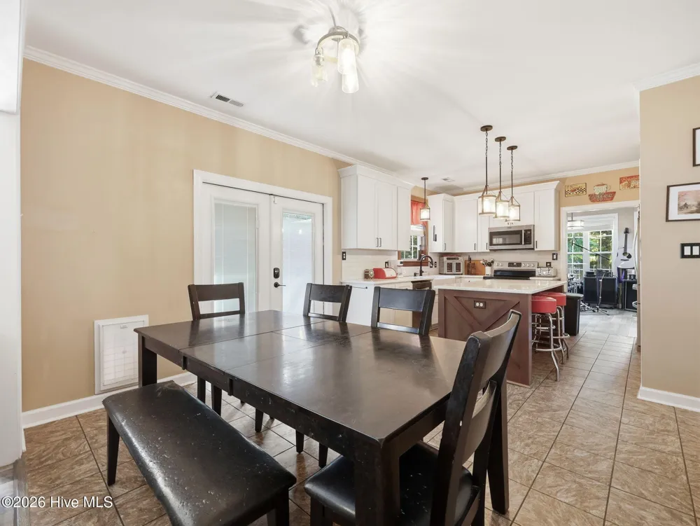 105 Forest Lane Swansboro, NC 28584