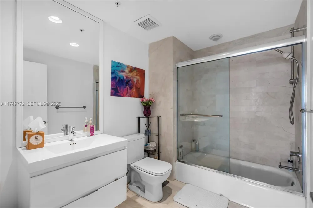 17111 Biscayne Blvd #2001 North Miami Beach, FL 33160