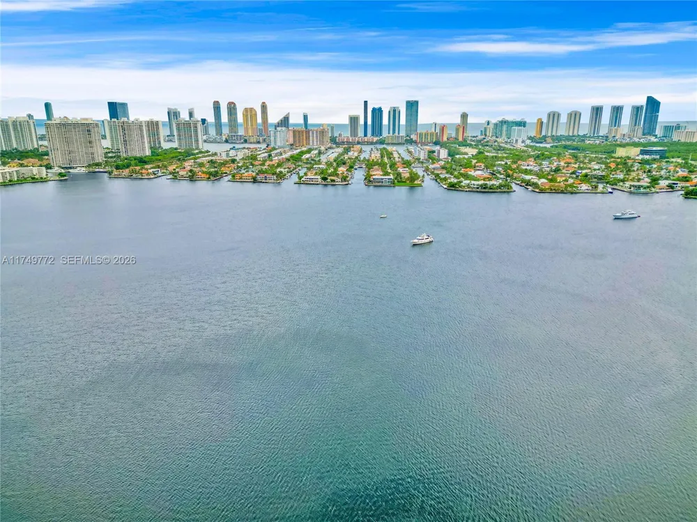 17111 Biscayne Blvd #2001 North Miami Beach, FL 33160