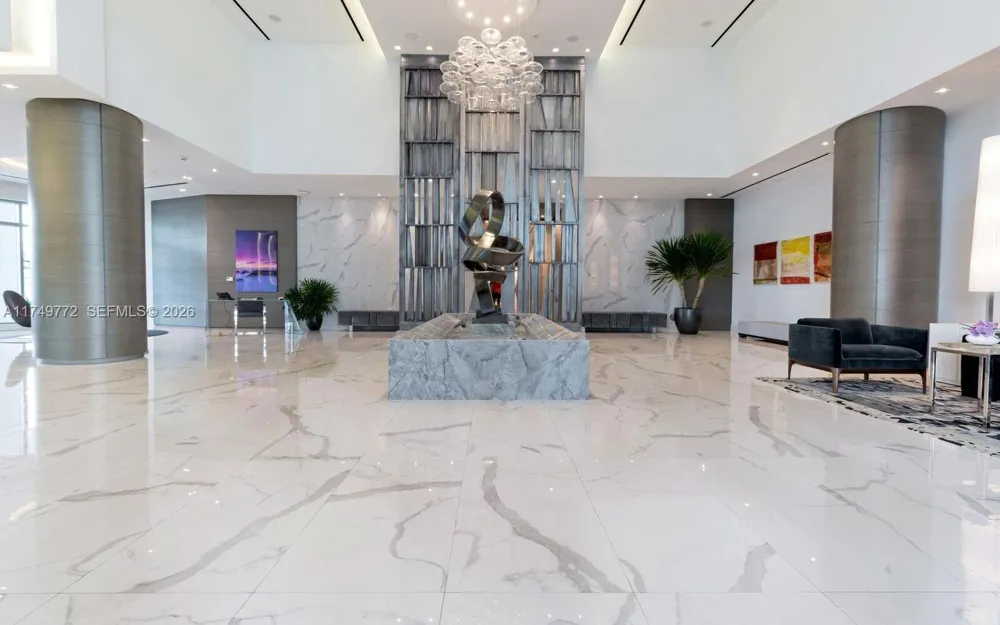 17111 Biscayne Blvd #2001 North Miami Beach, FL 33160