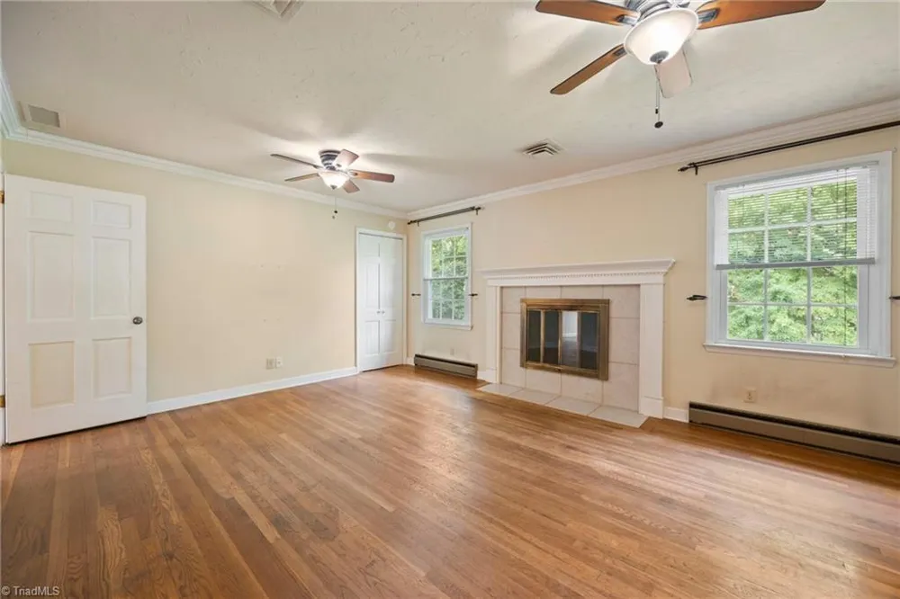 123 Tangle Drive Jamestown, NC 27282