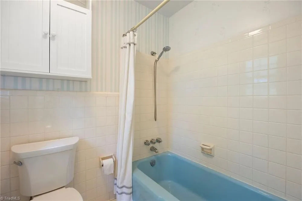 123 Tangle Drive Jamestown, NC 27282