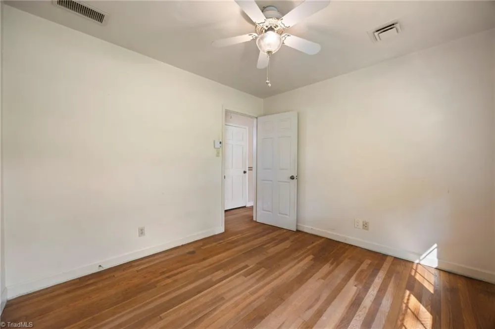 123 Tangle Drive Jamestown, NC 27282