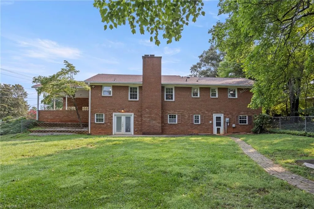 123 Tangle Drive Jamestown, NC 27282