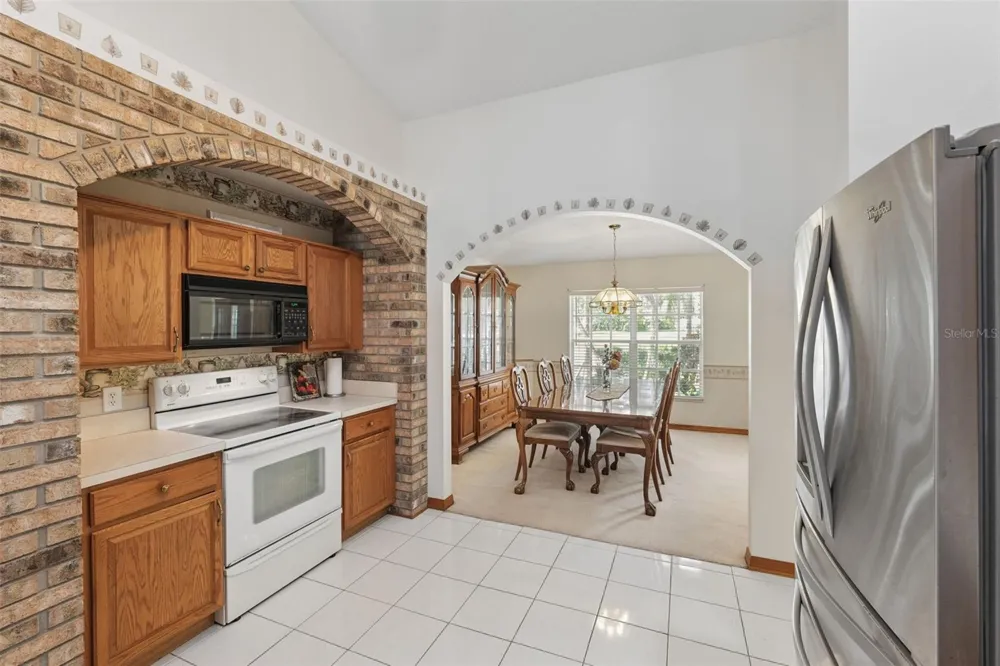 2770 BUCKHORN OAKS DRIVE Valrico, FL 33594