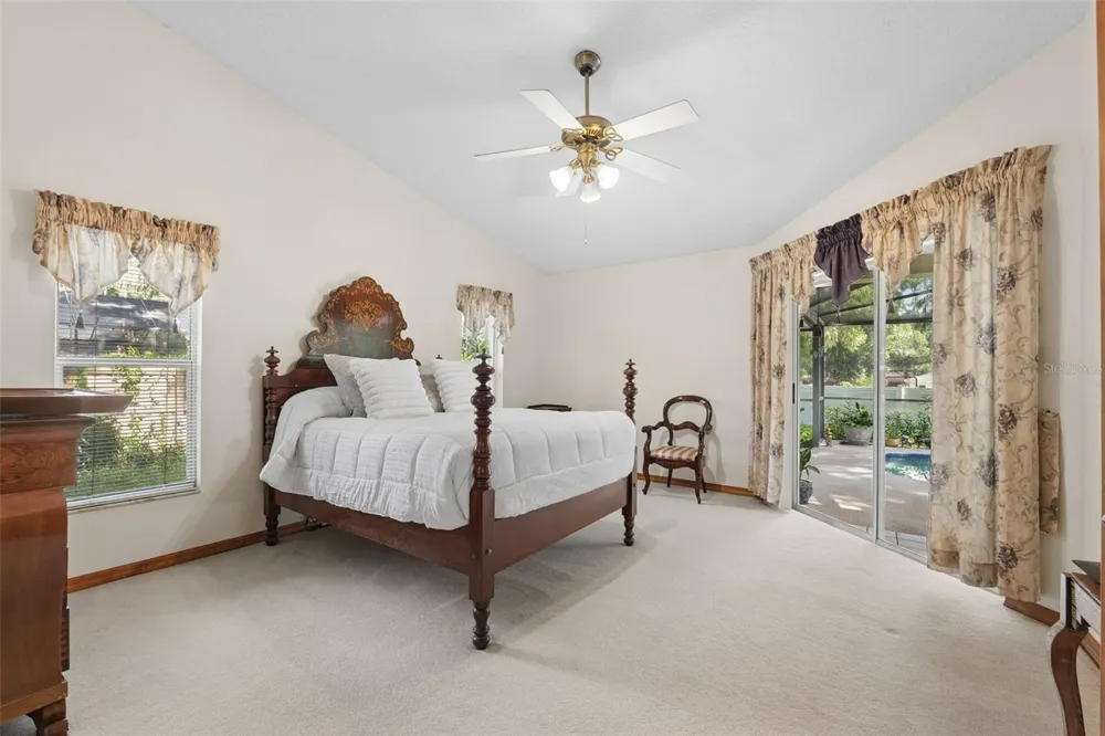 2770 BUCKHORN OAKS DRIVE Valrico, FL 33594