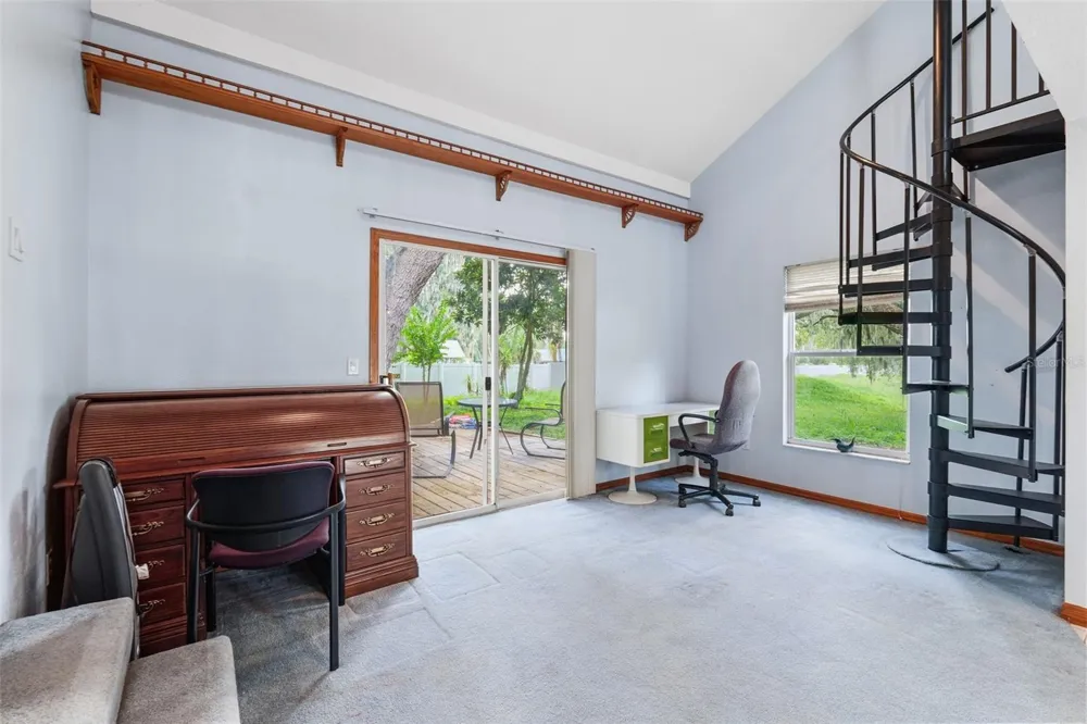 2770 BUCKHORN OAKS DRIVE Valrico, FL 33594