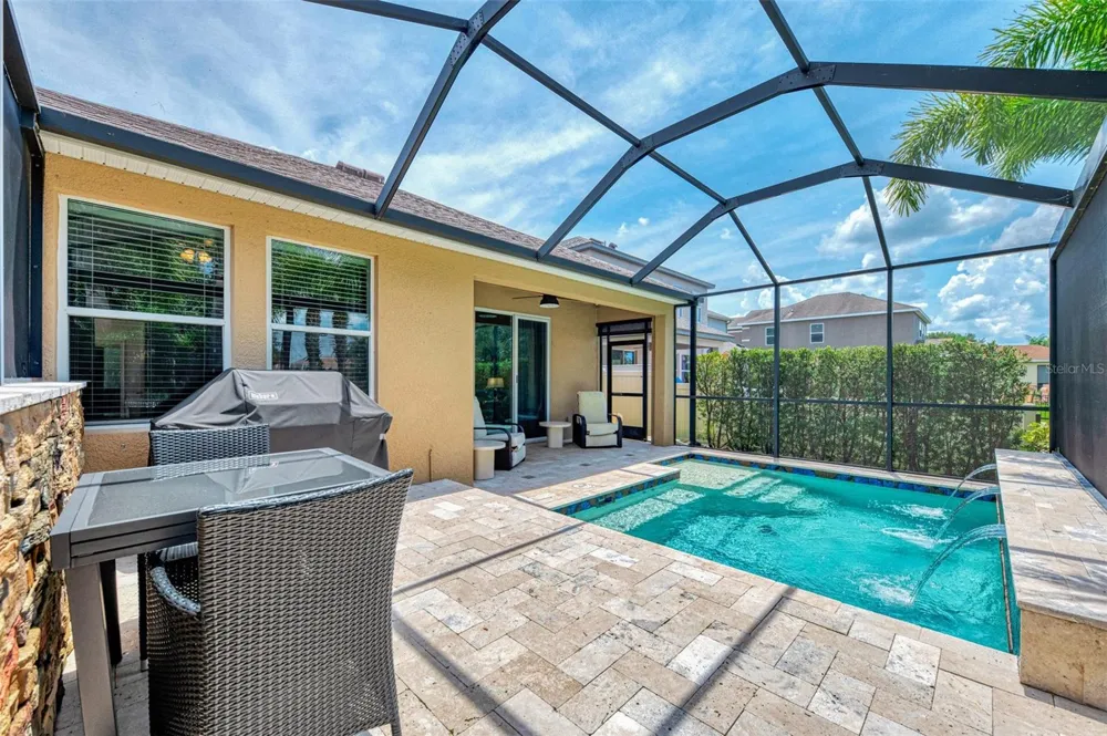 8467 NANDINA DRIVE Sarasota, FL 34240