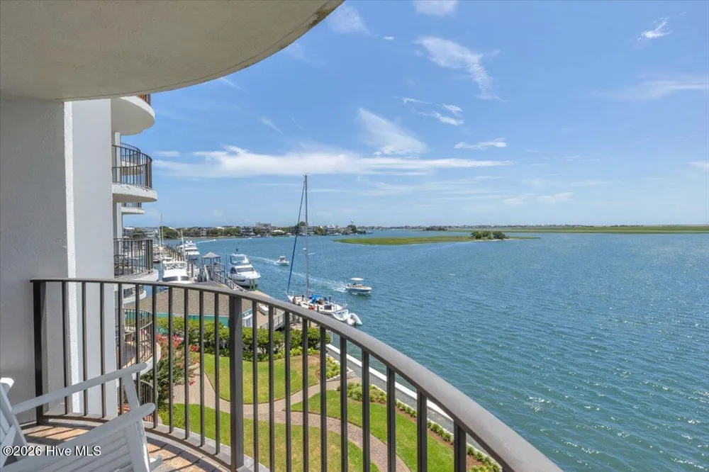 322 Causeway Drive #Ste 407 Wrightsville Beach, NC 28480