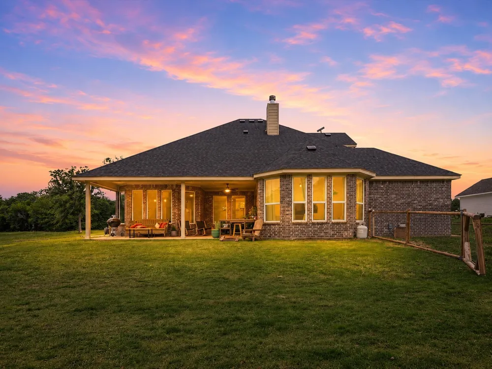 155 Rj Smith Drive Boyd, TX 76023