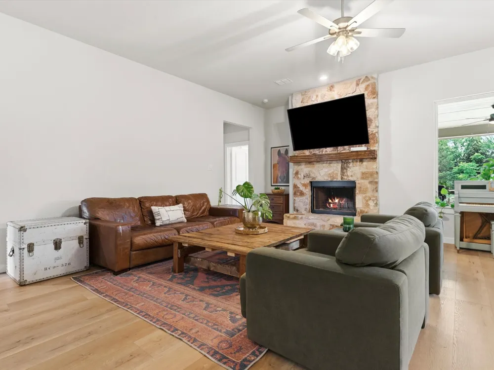 155 Rj Smith Drive Boyd, TX 76023