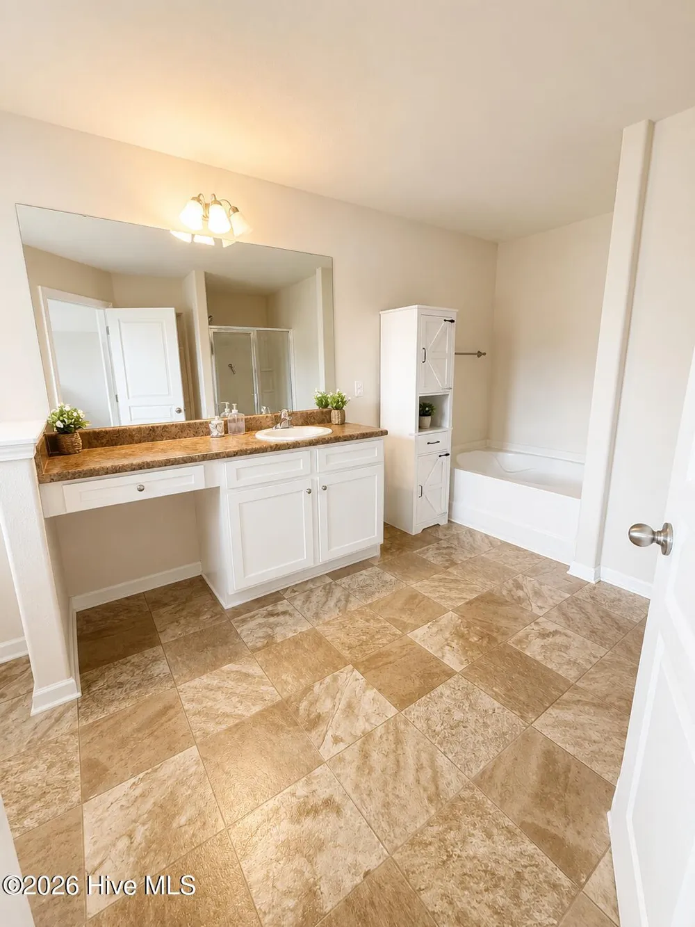 128 Steamboat Lane Burlington, NC 27217