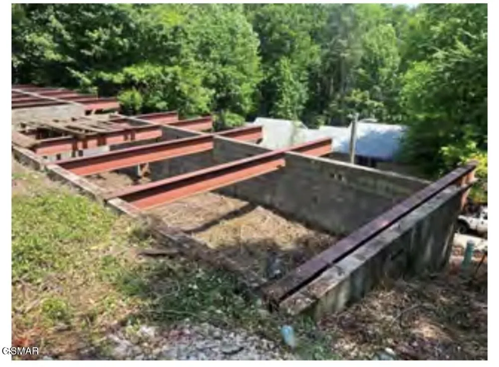 545 Johnson Lane Gatlinburg, TN 37738