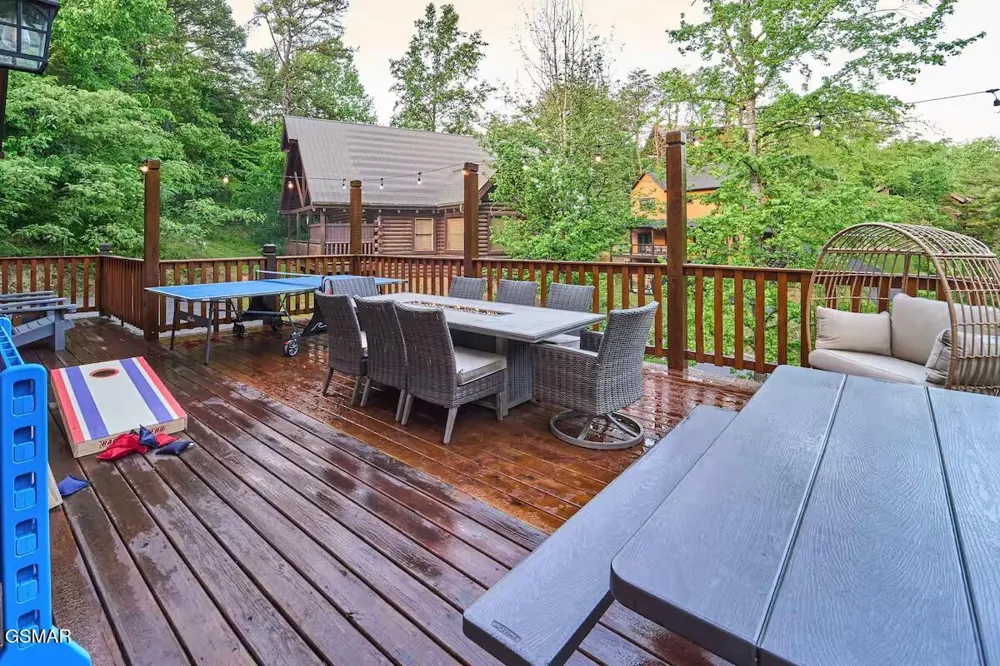 2359 Alpine Village Way Pigeon Forge, TN 37863