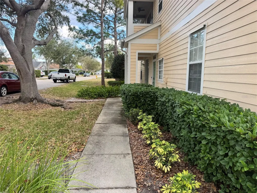 6315 ROSEFINCH COURT #101 Lakewood Ranch, FL 34202