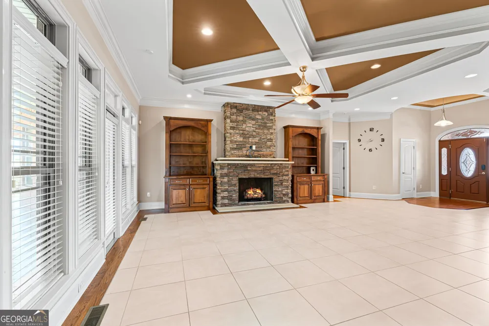 215 Little Hickory DR Lizella, GA 31052