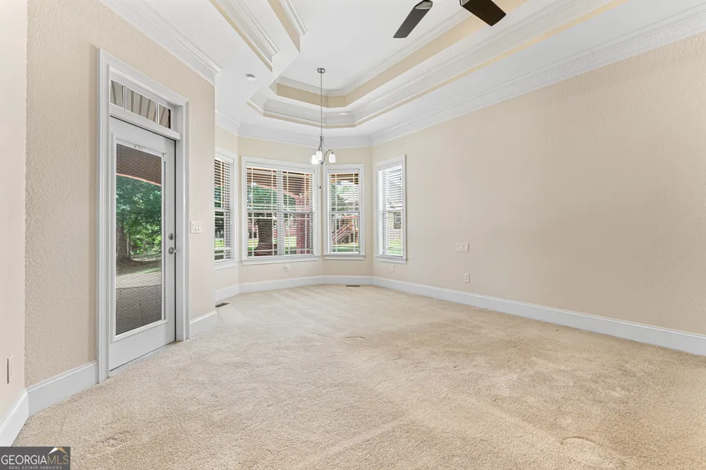 215 Little Hickory DR Lizella, GA 31052