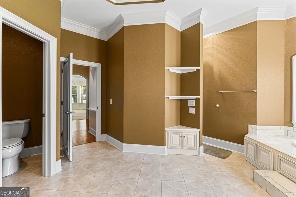 215 Little Hickory DR Lizella, GA 31052