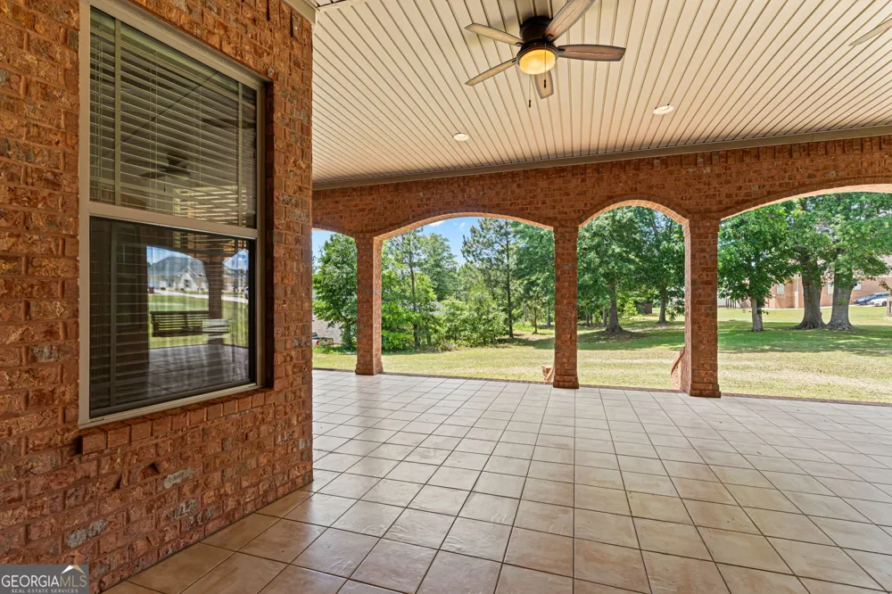 215 Little Hickory DR Lizella, GA 31052