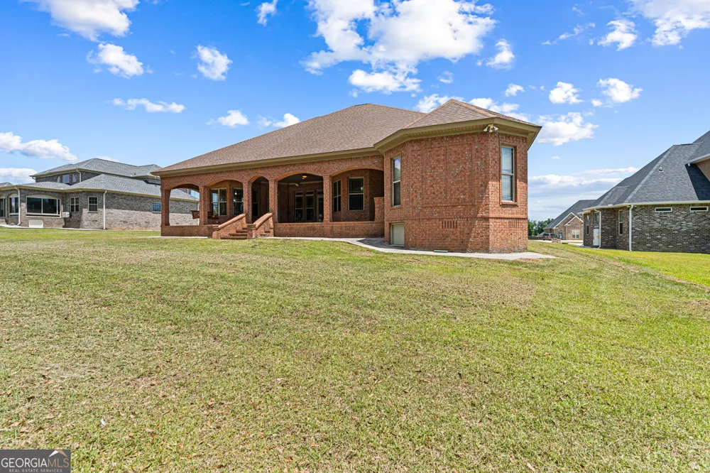 215 Little Hickory DR Lizella, GA 31052