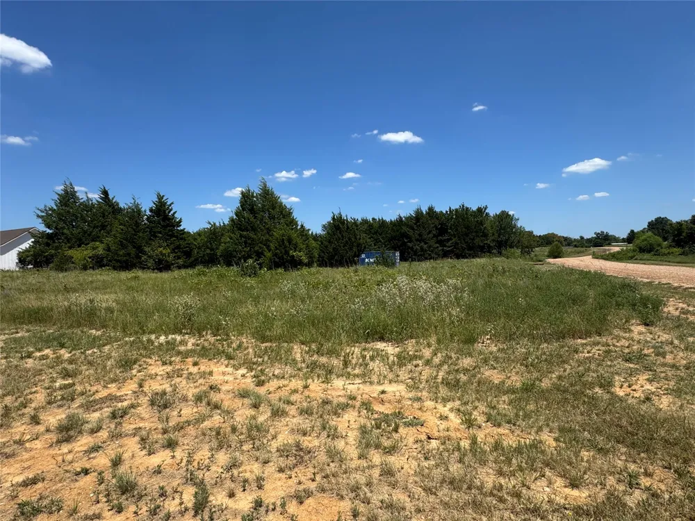 39 Sugar Cone Road Colbert, OK 74733