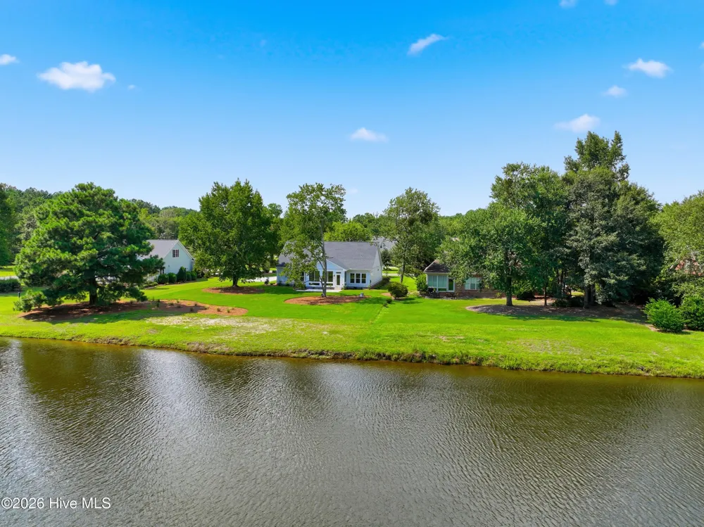 108 Sugar Maple Court Wallace, NC 28466