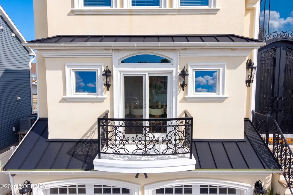 14 Lagoon Drive W Toms River, NJ 08753