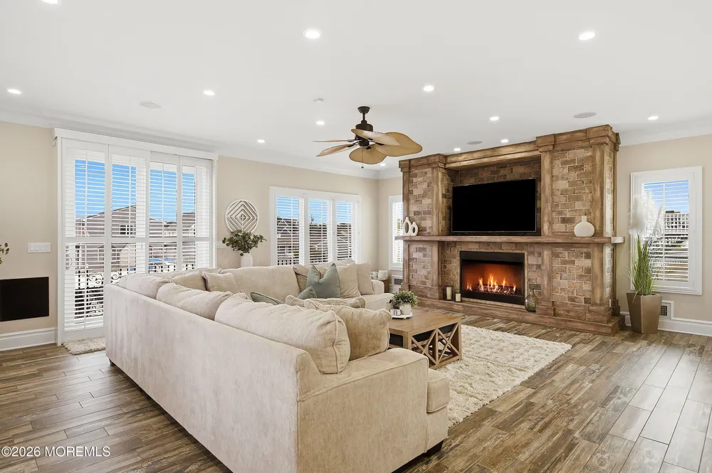 14 Lagoon Drive W Toms River, NJ 08753