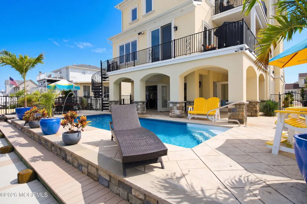 14 Lagoon Drive W Toms River, NJ 08753