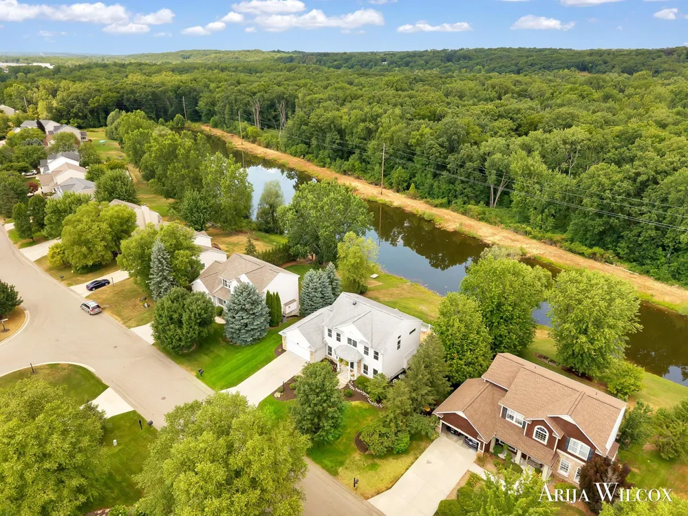 926 Dogwood Meadows Drive SE #45 Ada, MI 49301