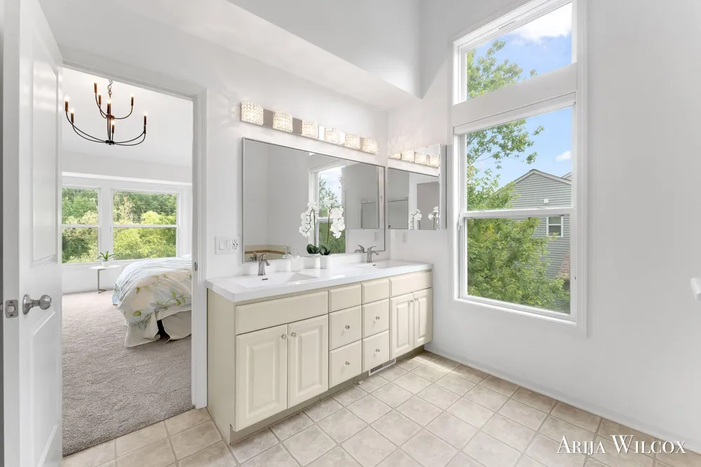 926 Dogwood Meadows Drive SE #45 Ada, MI 49301
