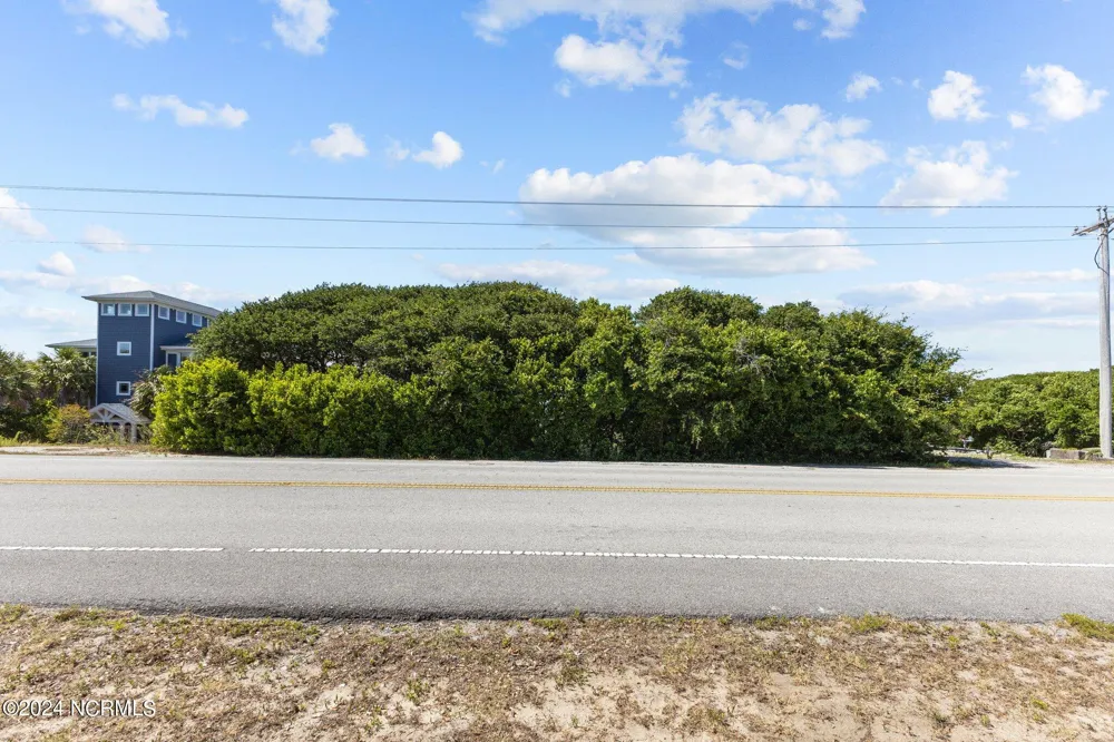 4306 Emerald Drive Emerald Isle, NC 28594