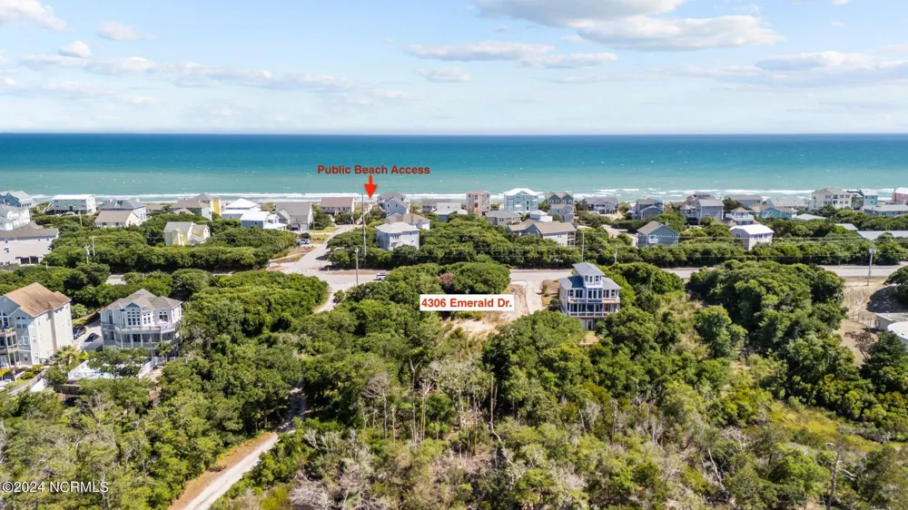 4306 Emerald Drive Emerald Isle, NC 28594