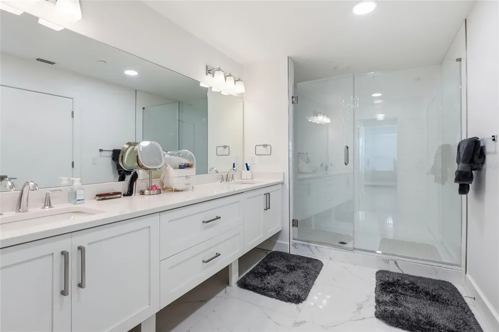 415 ISLAND WAY #204 Clearwater, FL 33767