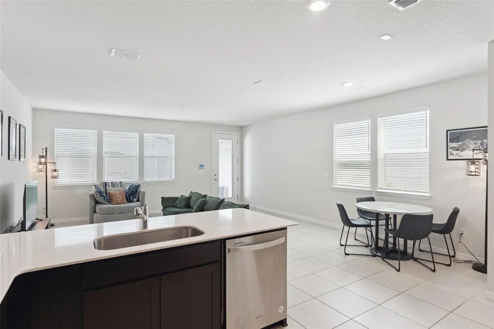 6926 REVERIE PARK AVENUE Orlando, FL 32829